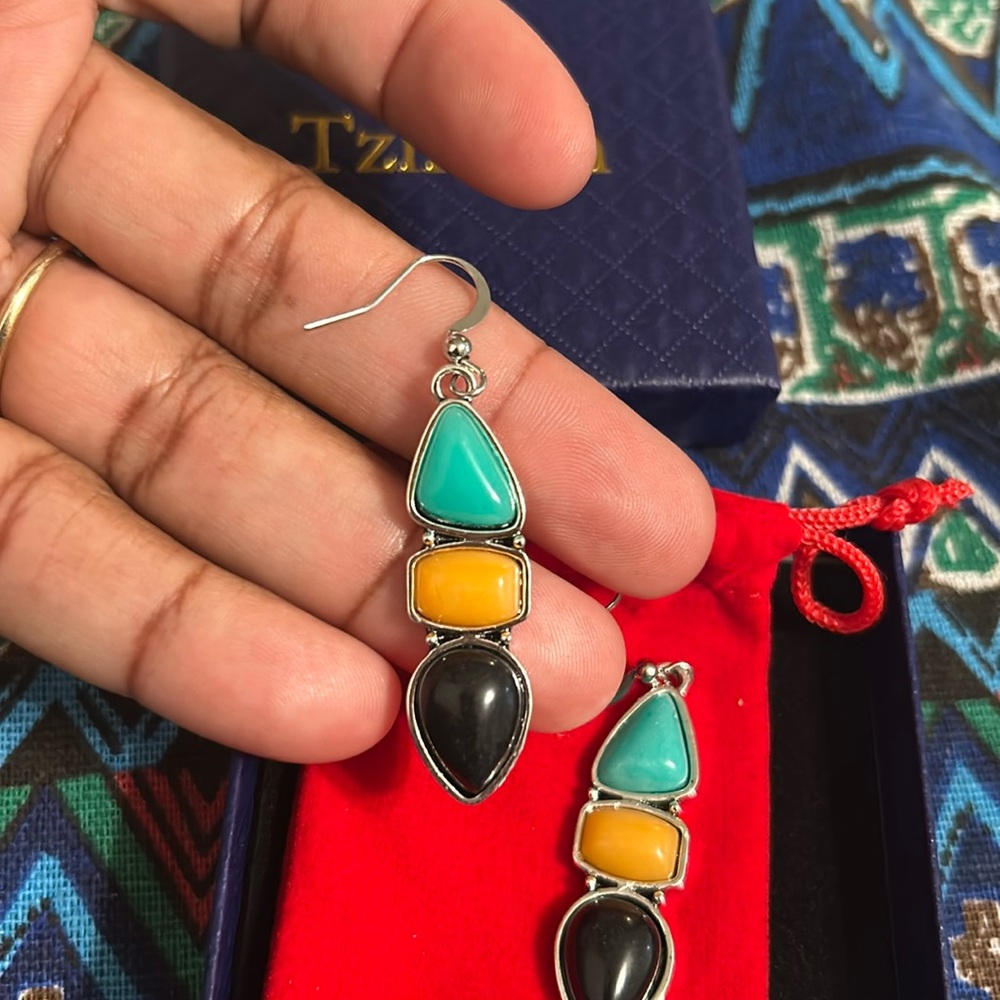 Geometric Retro AP Sterling Earrings - Picture 2 of 4